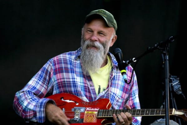 How To Play Like Seasick Steve