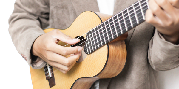 Travel Guitar vs Guitalele: Things You Must Know