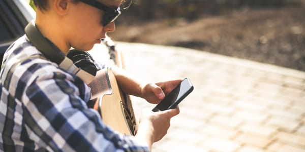 Top 9 Guitar Tab Apps for iOS and Android (2023)