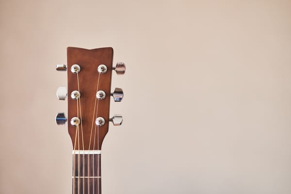 Tune Your Guitar to Perfection with High-Quality Tuning Pegs and Locking Tuners