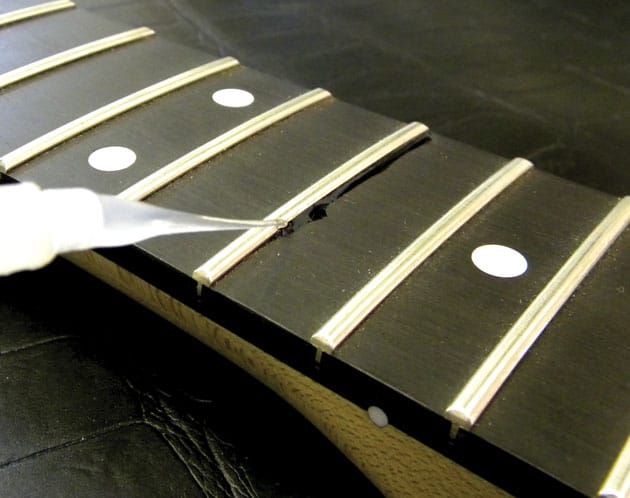 Acoustic Guitar Fret Seating