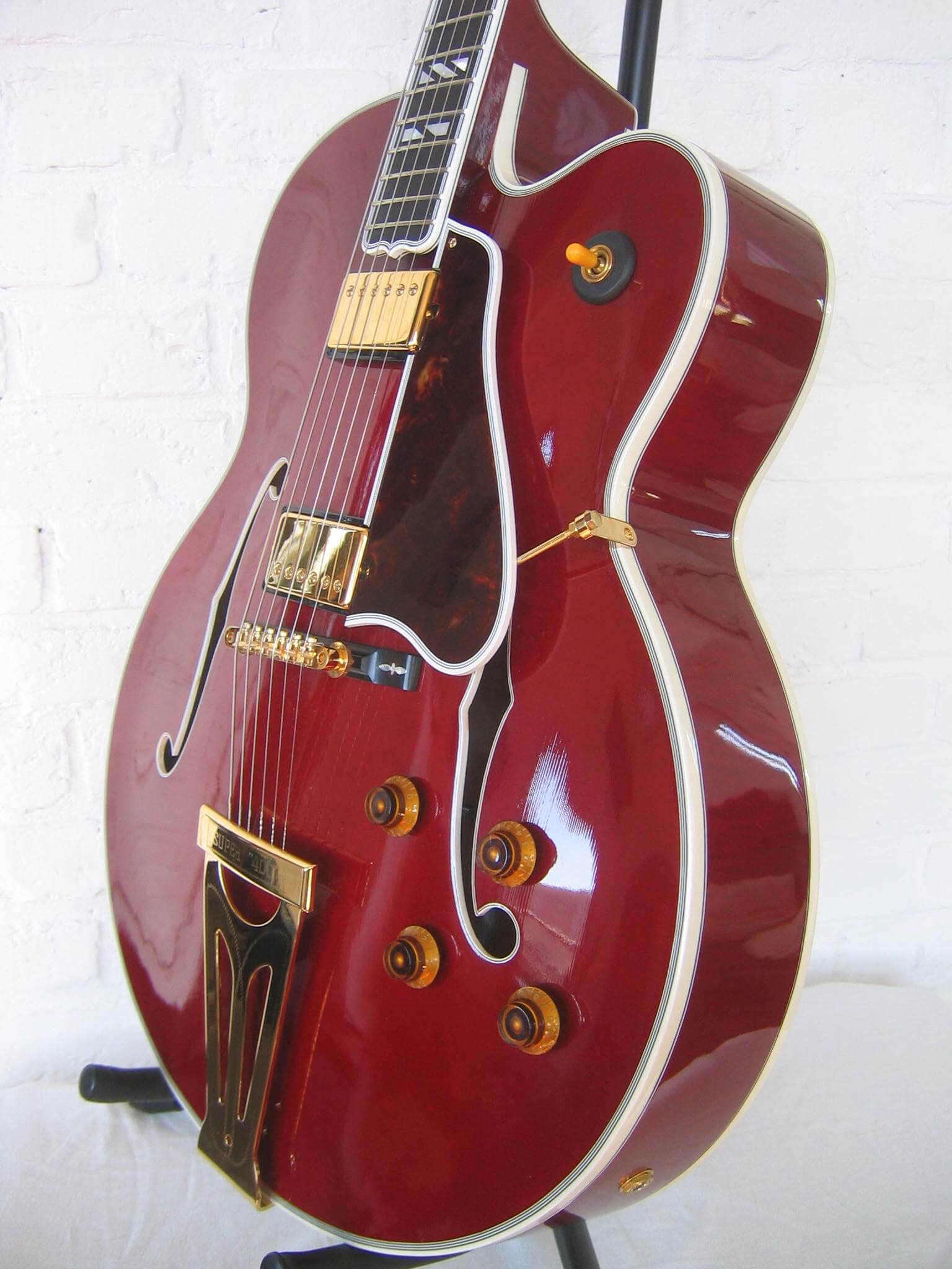 Gibson Super 400